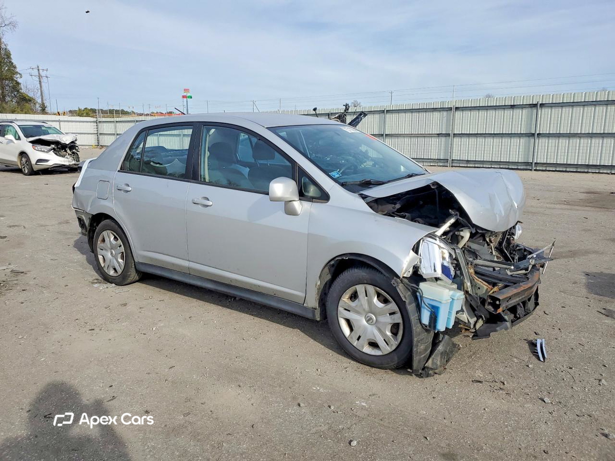Nissan Versa 2010