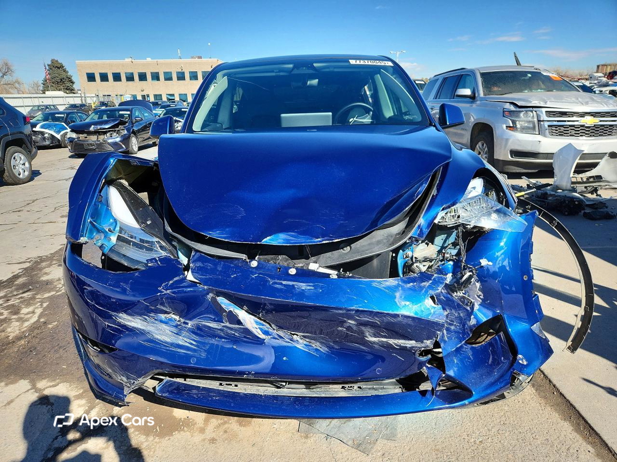 Tesla Model Y 2022