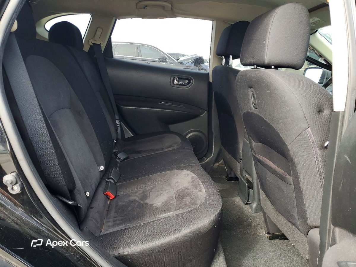 Nissan Rogue 2010