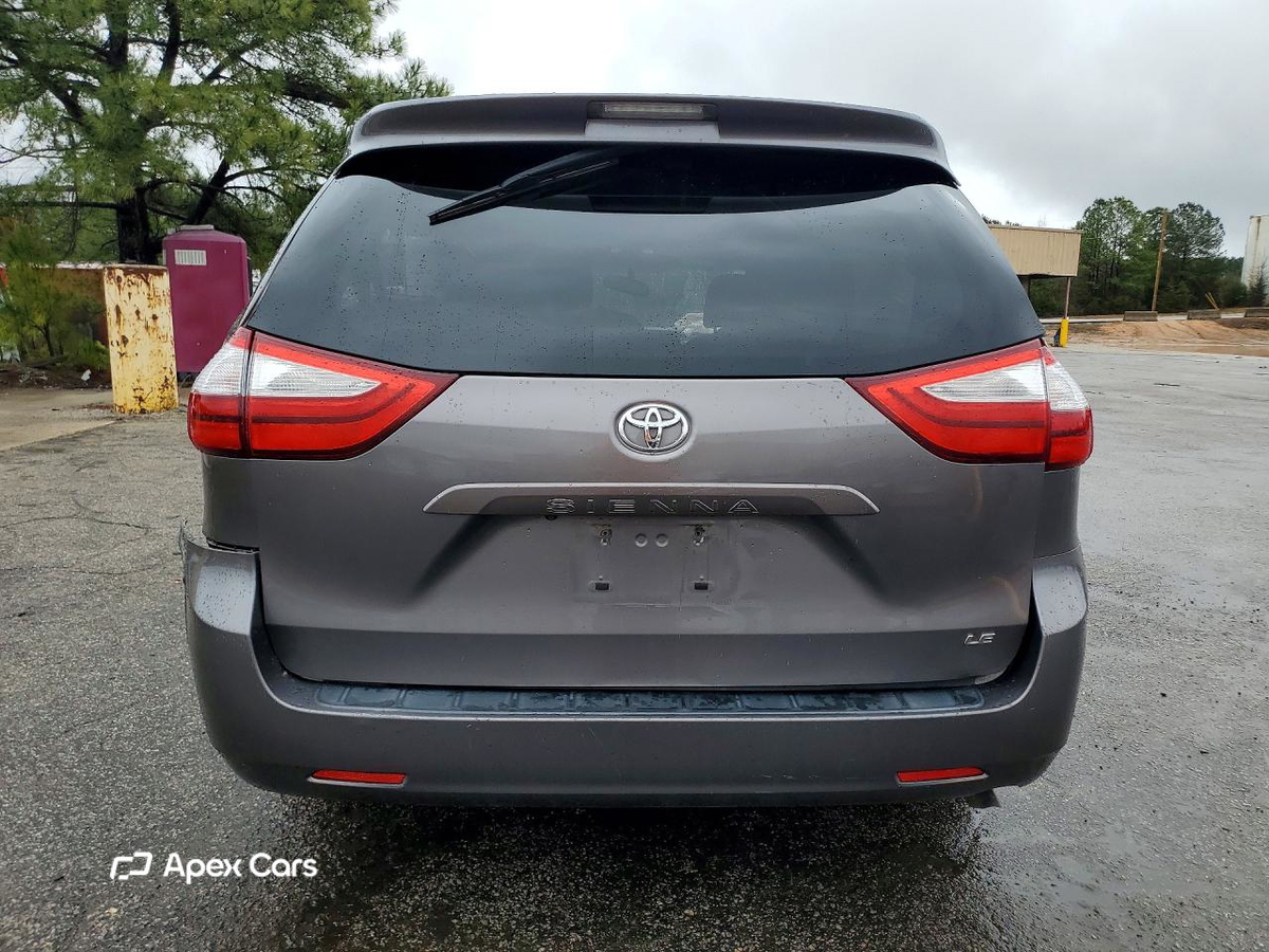 Toyota Sienna 2017