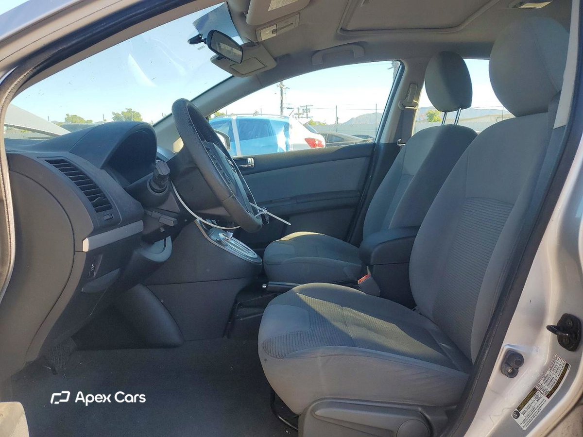 Nissan Sentra 2012
