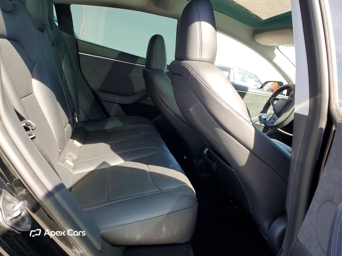 Tesla Model 3 2025