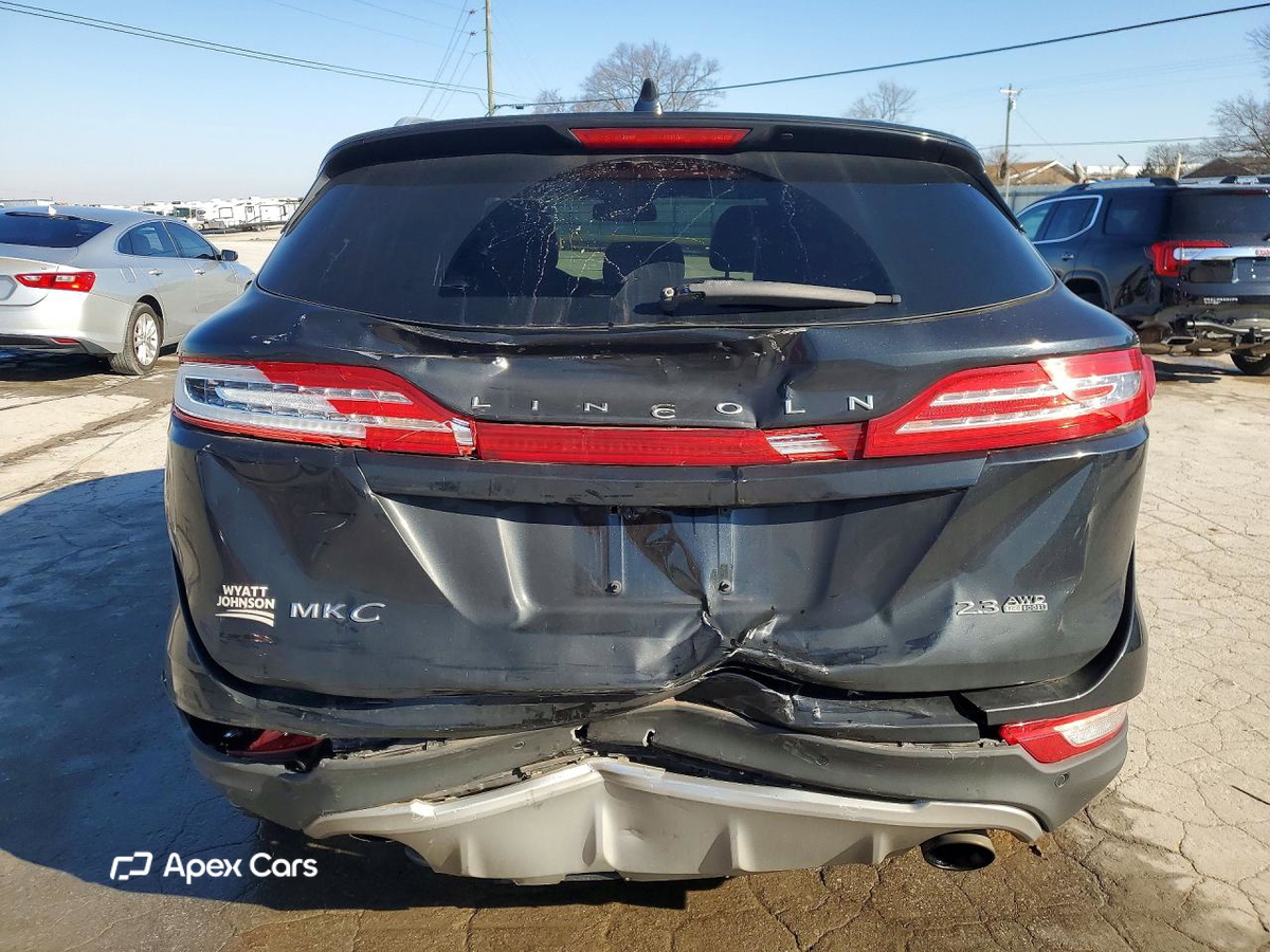 Lincoln MKC 2015