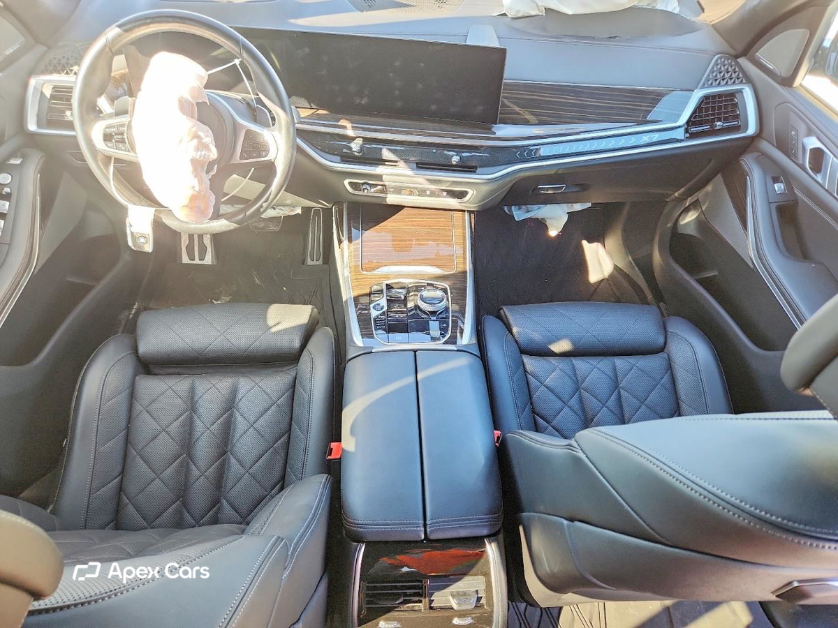 BMW X7 2024