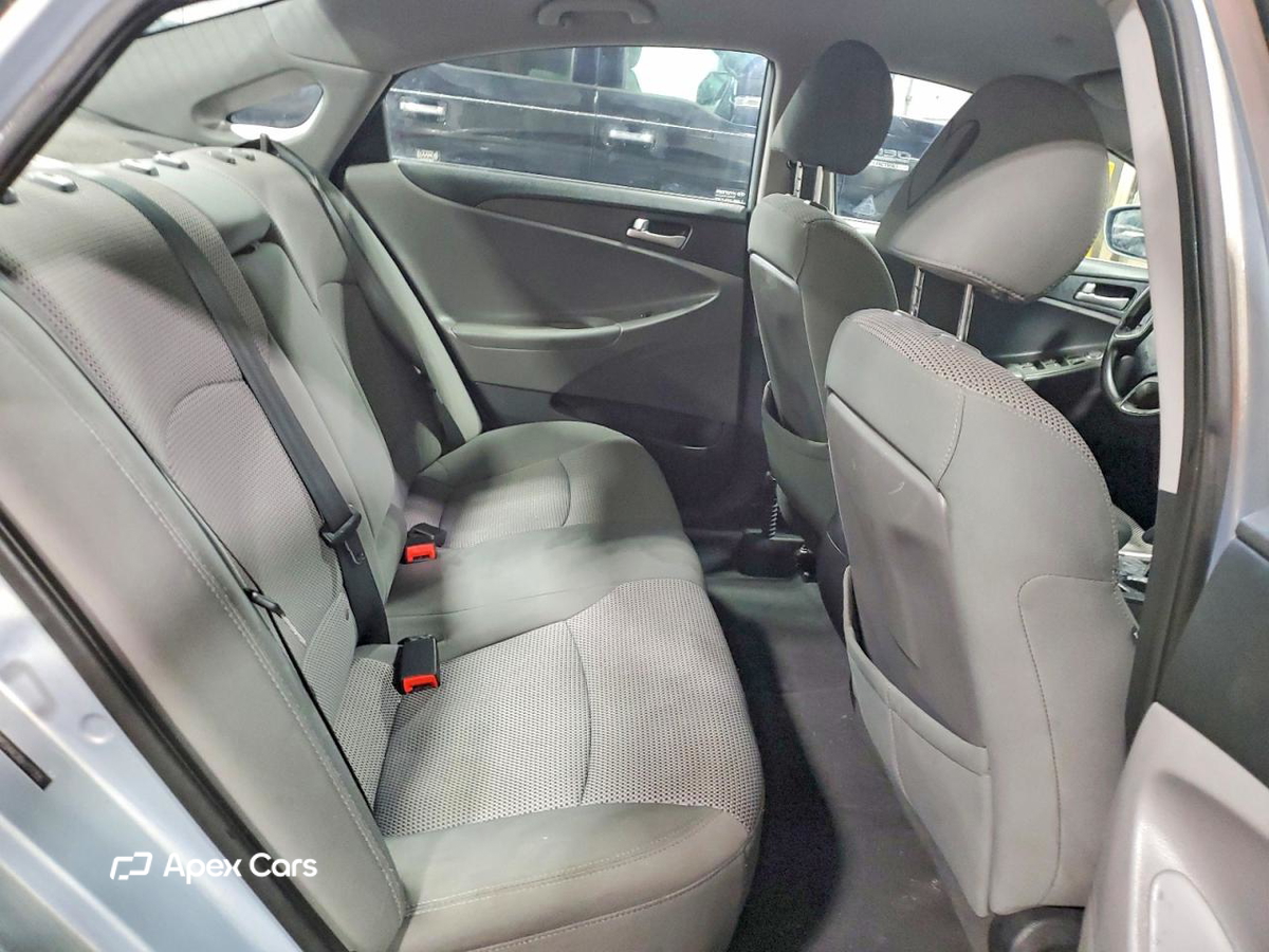 Hyundai Sonata 2011