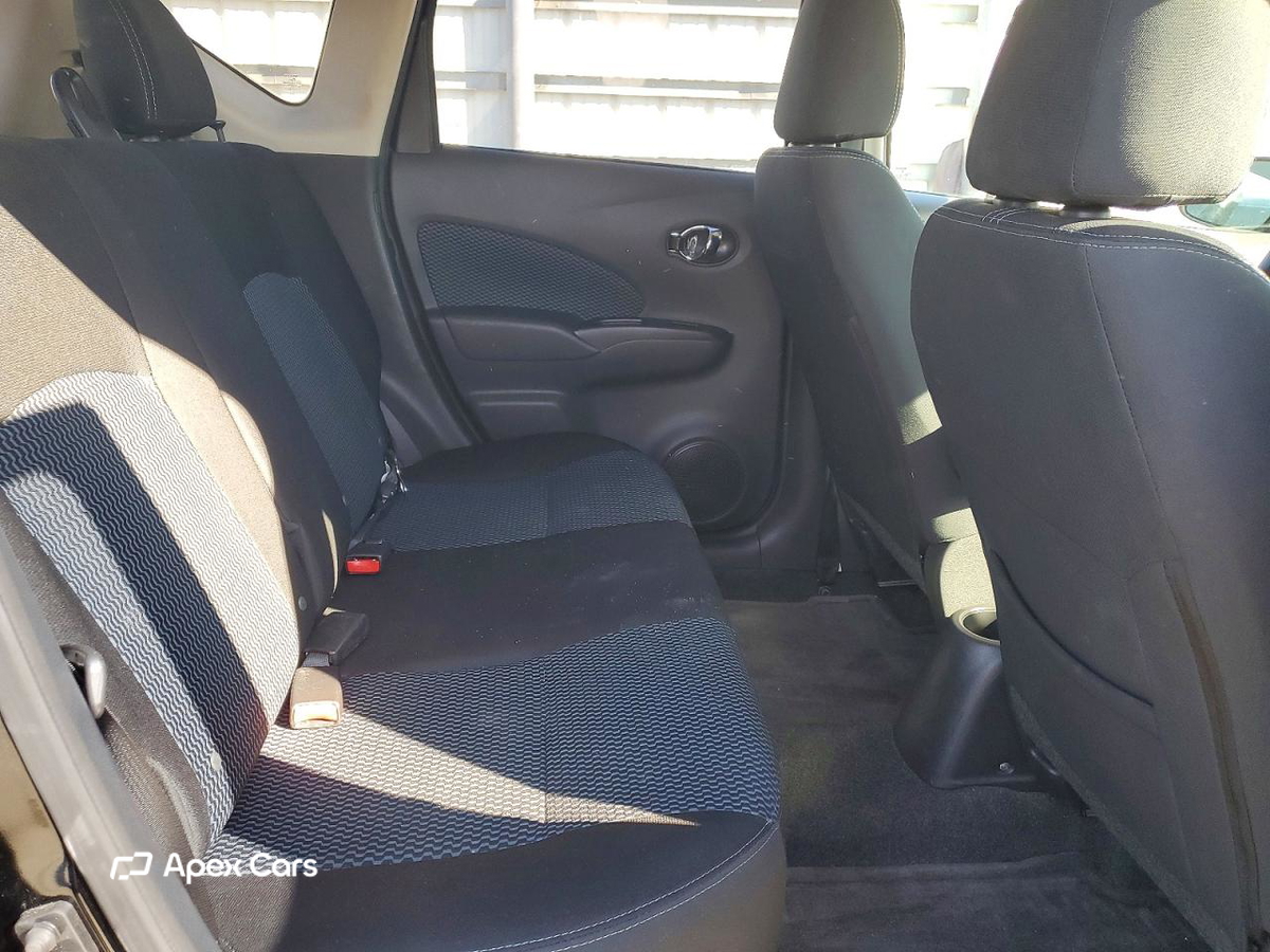 Nissan Versa 2016