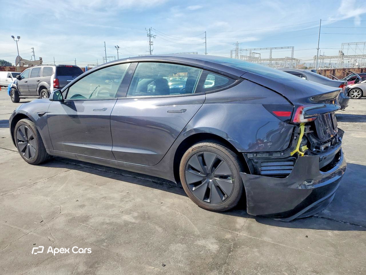 Tesla Model 3 2025