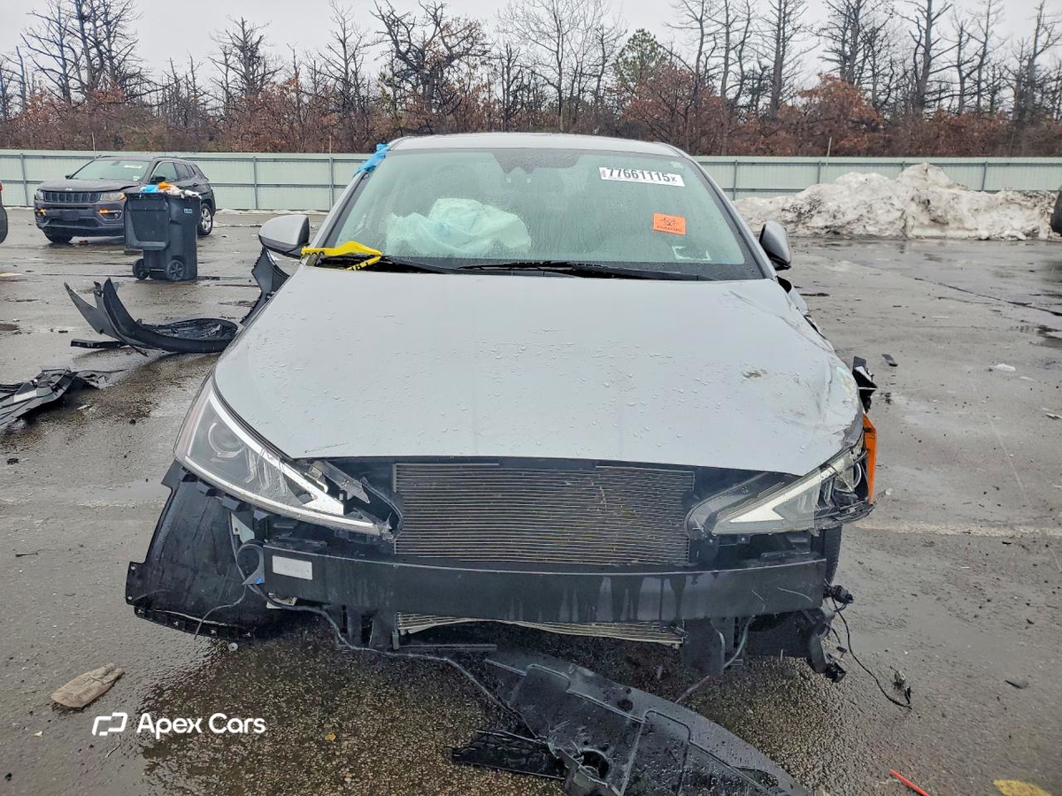 Hyundai Elantra 2020