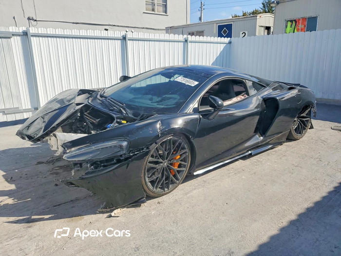 2022 McLaren GT - Image 1 of 5