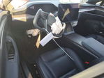 Tesla Model S 2021