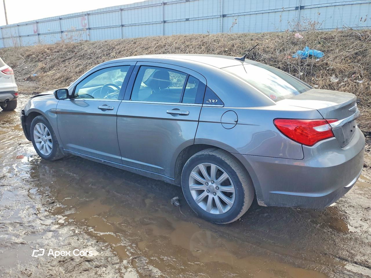 Chrysler 200 2012