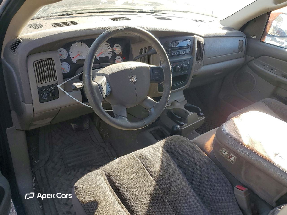 Dodge RAM 2004