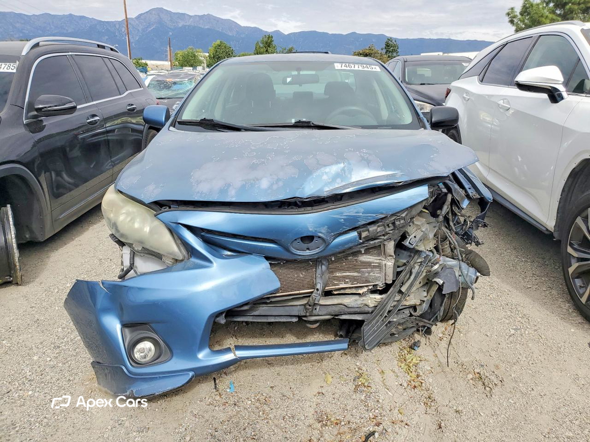 Toyota Corolla 2013