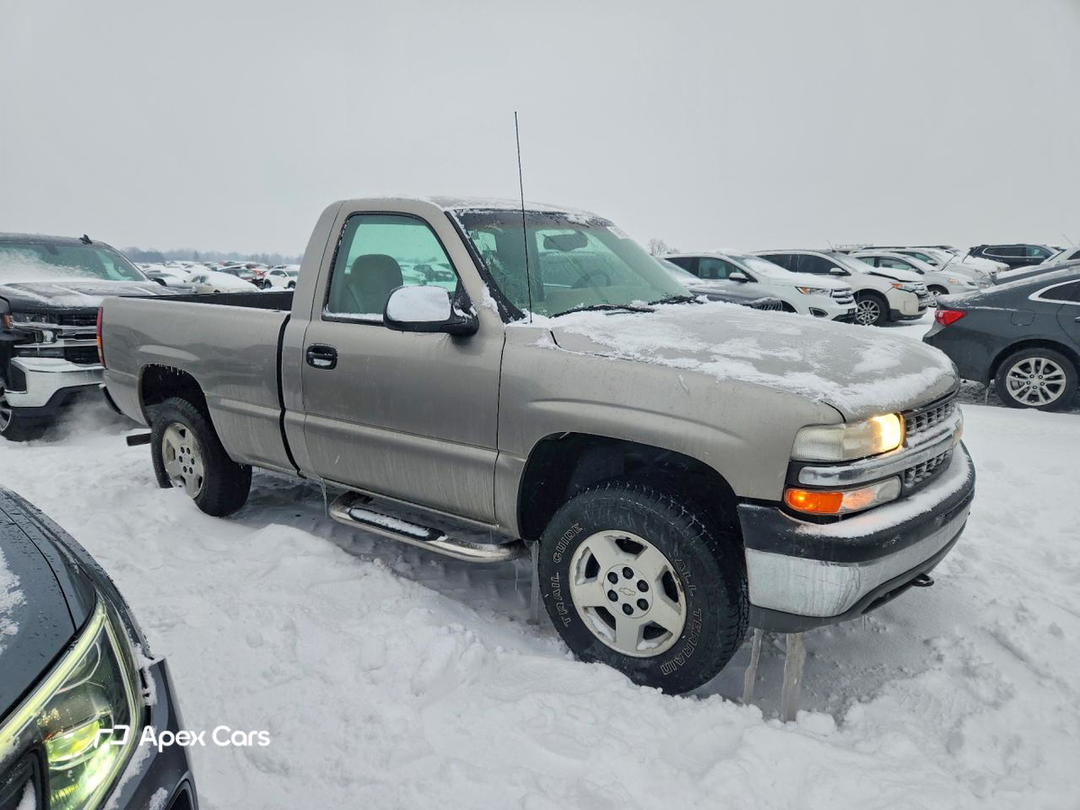 Chevrolet Silverado 2001