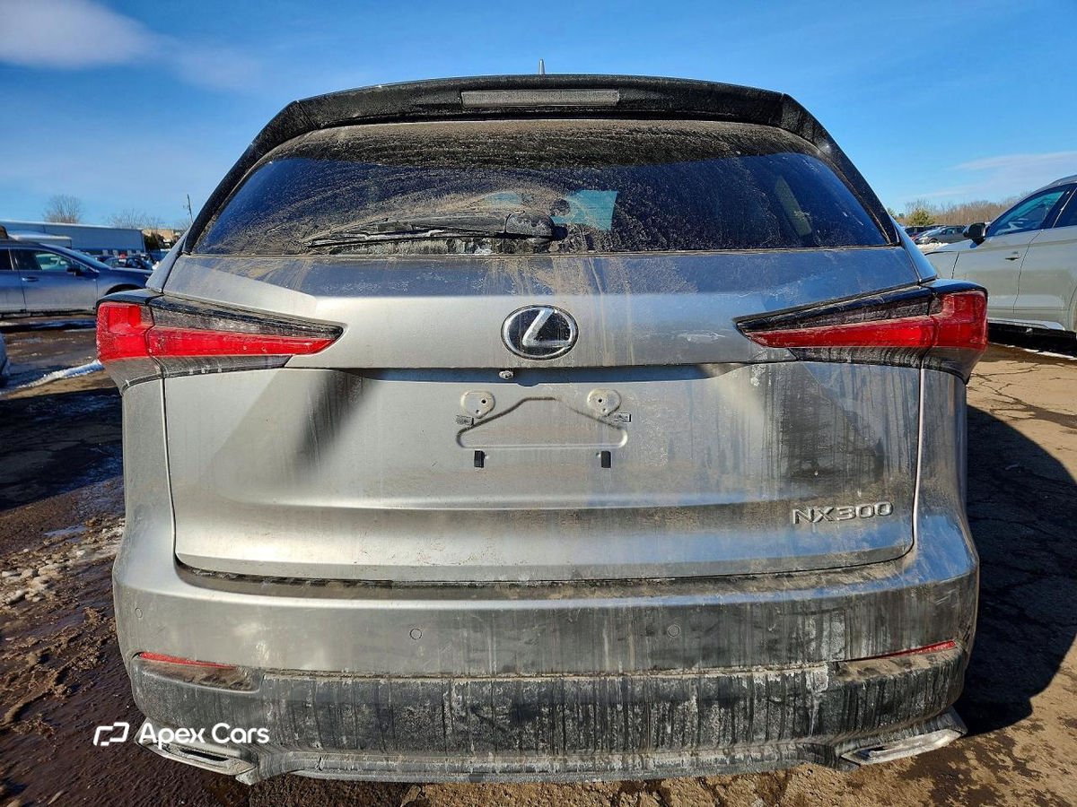 Lexus NX 2021
