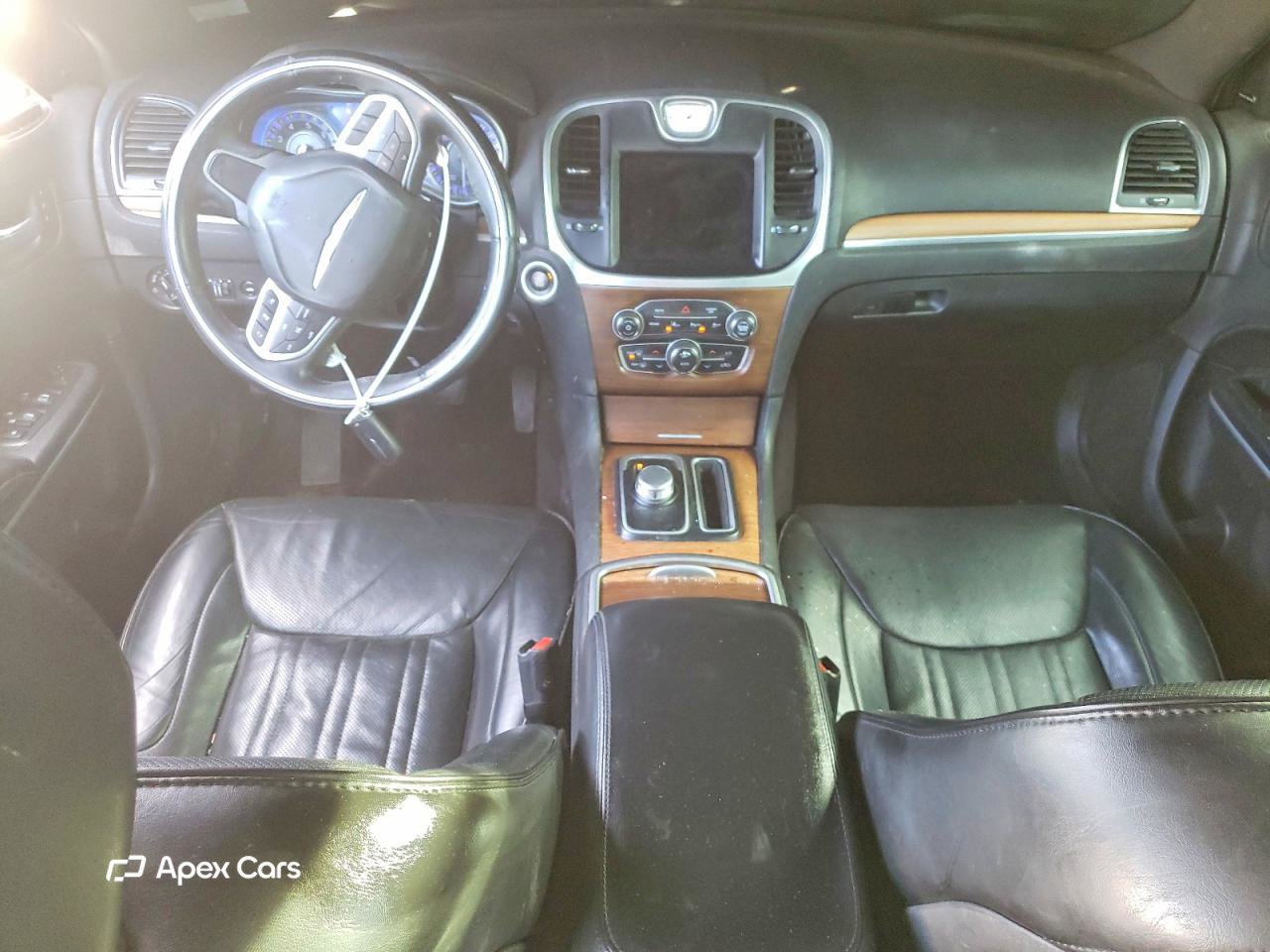 Chrysler 300 2019