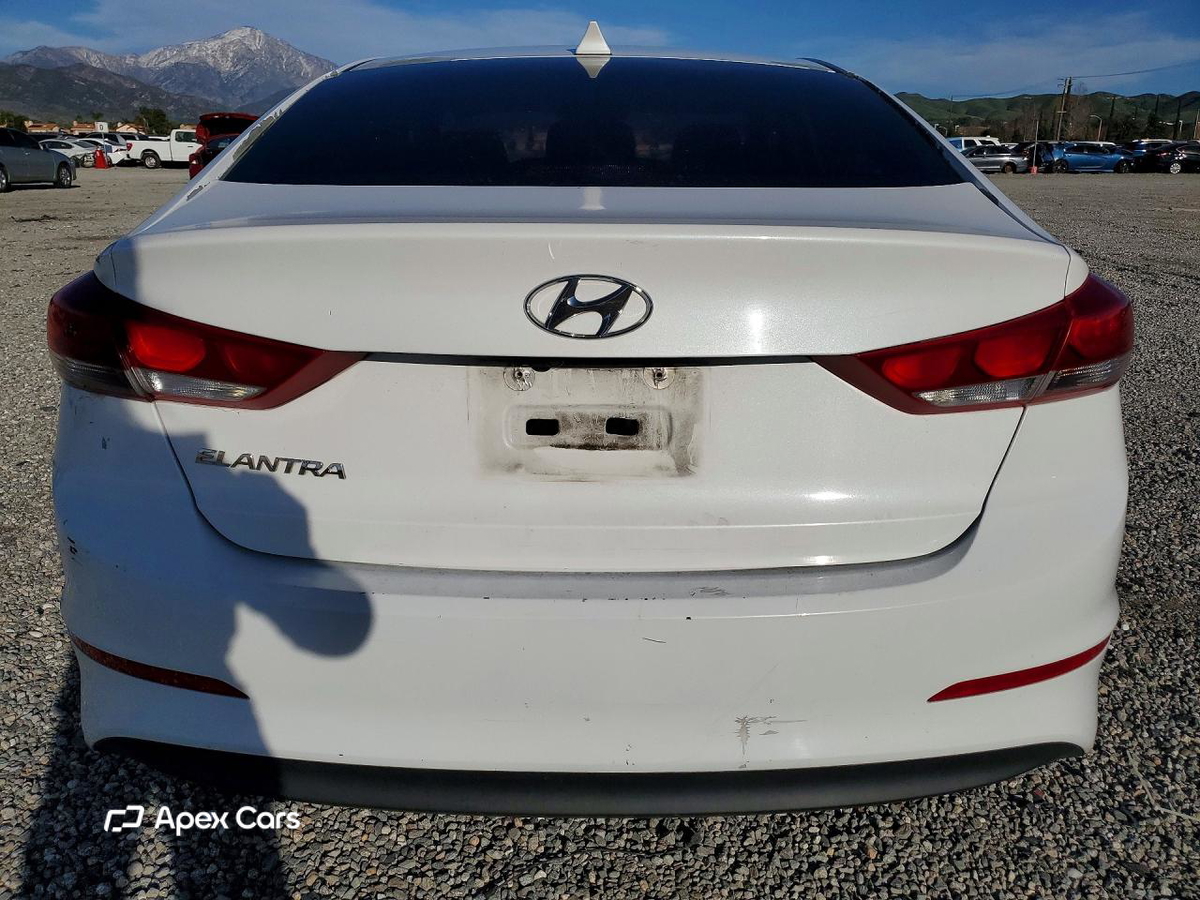 Hyundai Elantra 2018