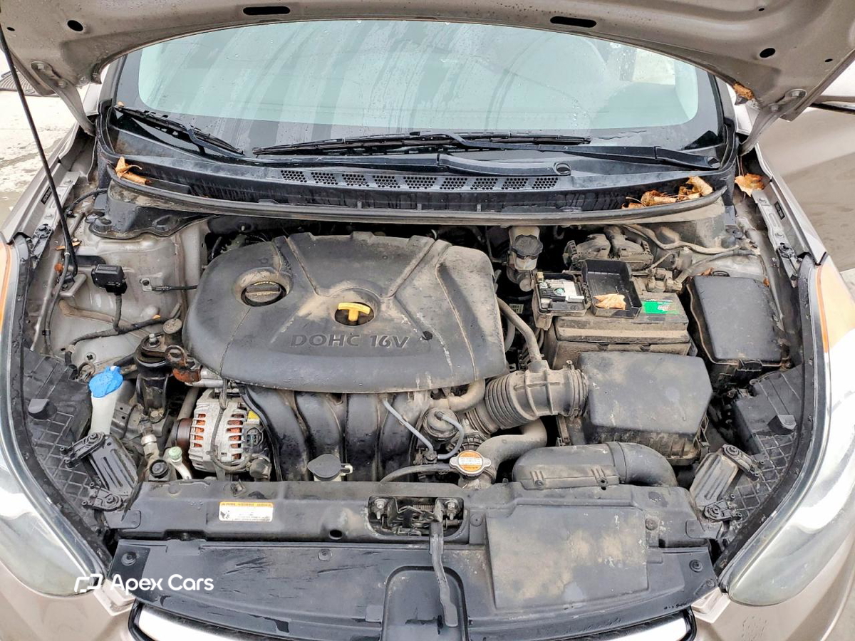Hyundai Elantra 2011