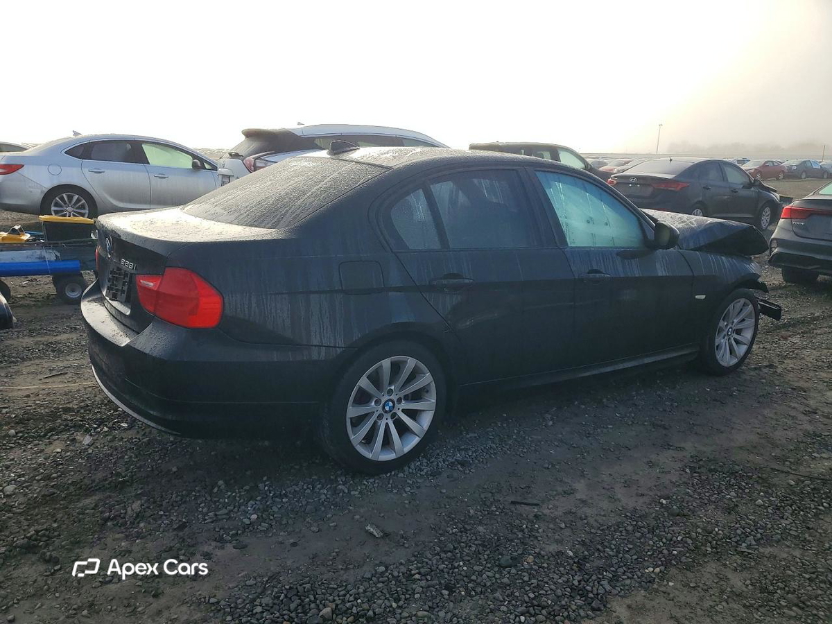 BMW Series 3 2011