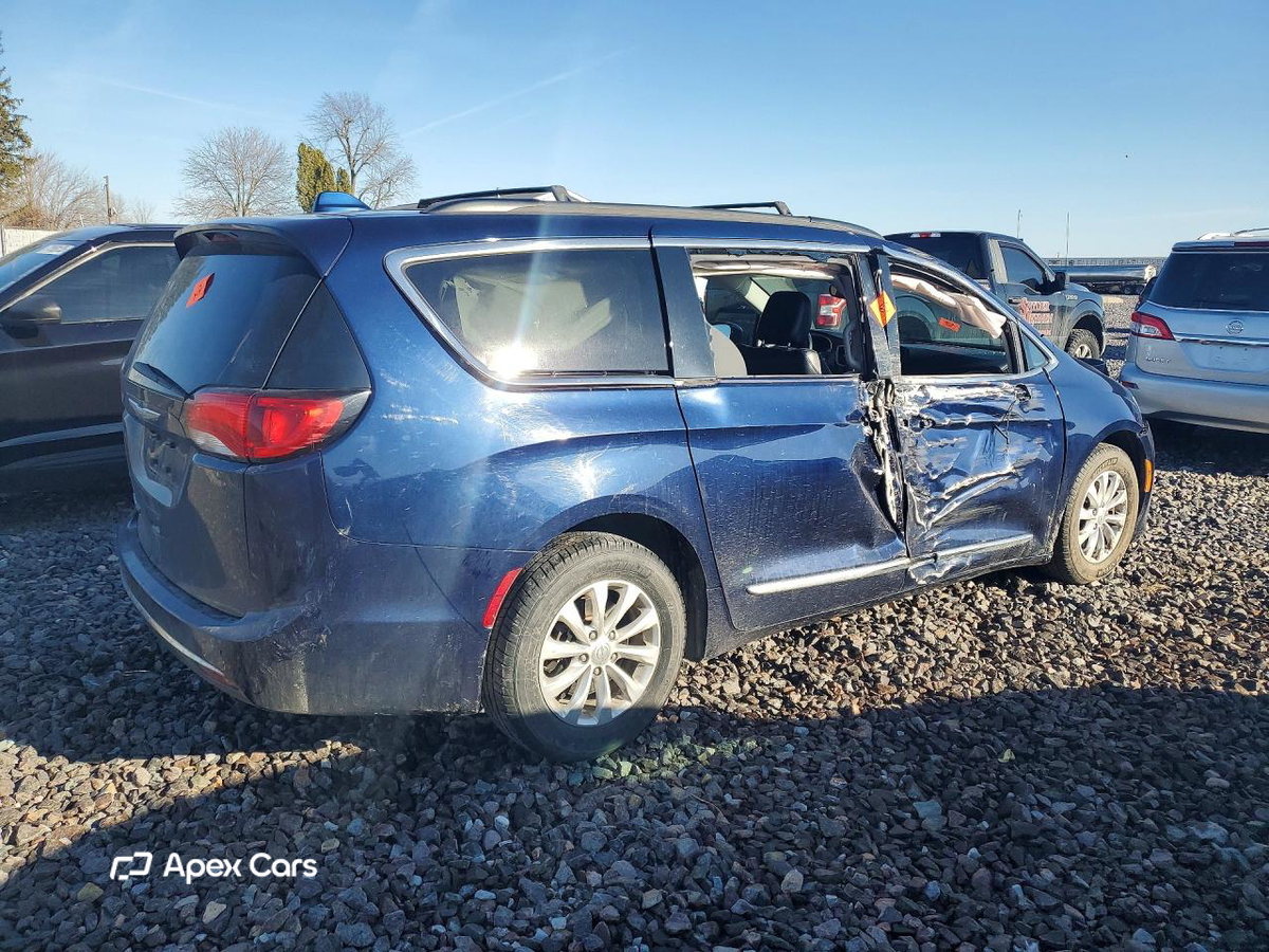 Chrysler Pacifica 2017