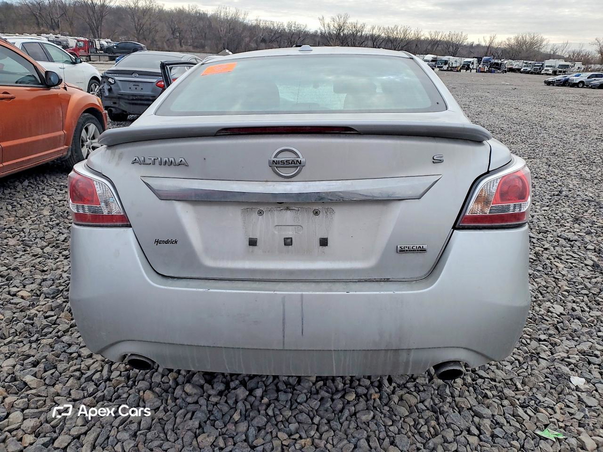 Nissan Altima 2015