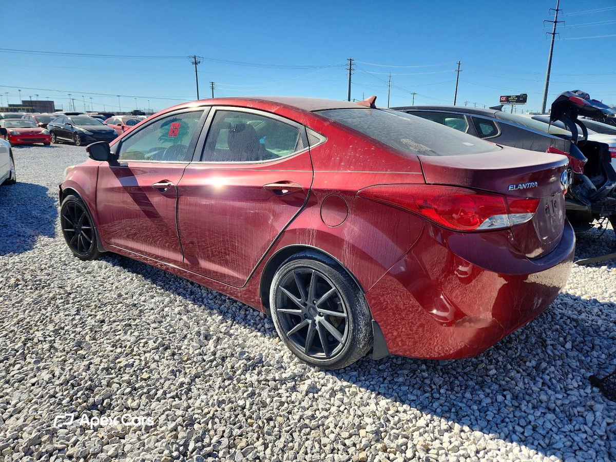 Hyundai Elantra 2013