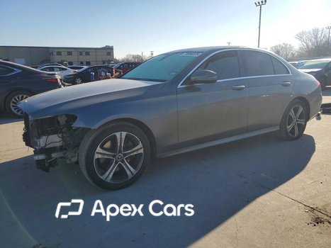 Mercedes-Benz E-klasse 2018 - Image 1 of 13