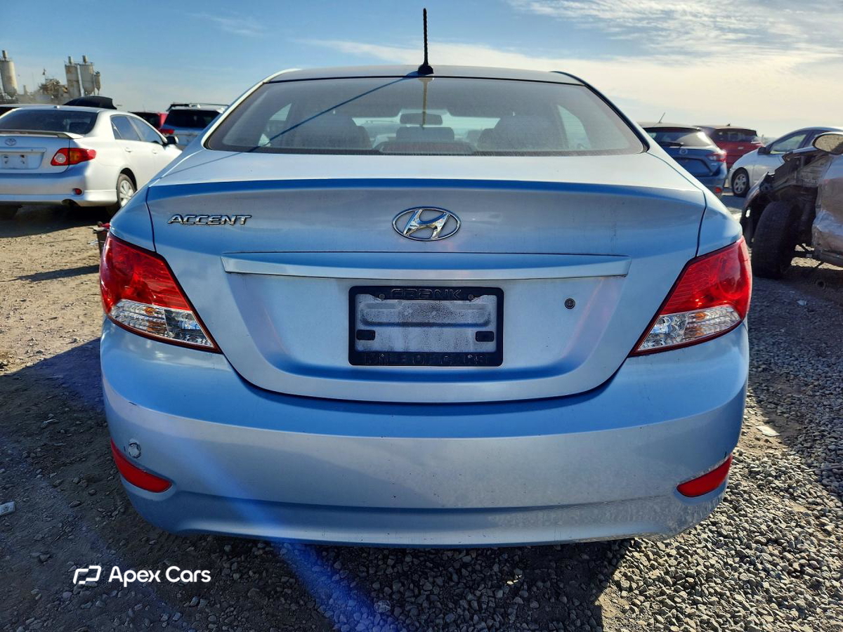 Hyundai Accent 2013