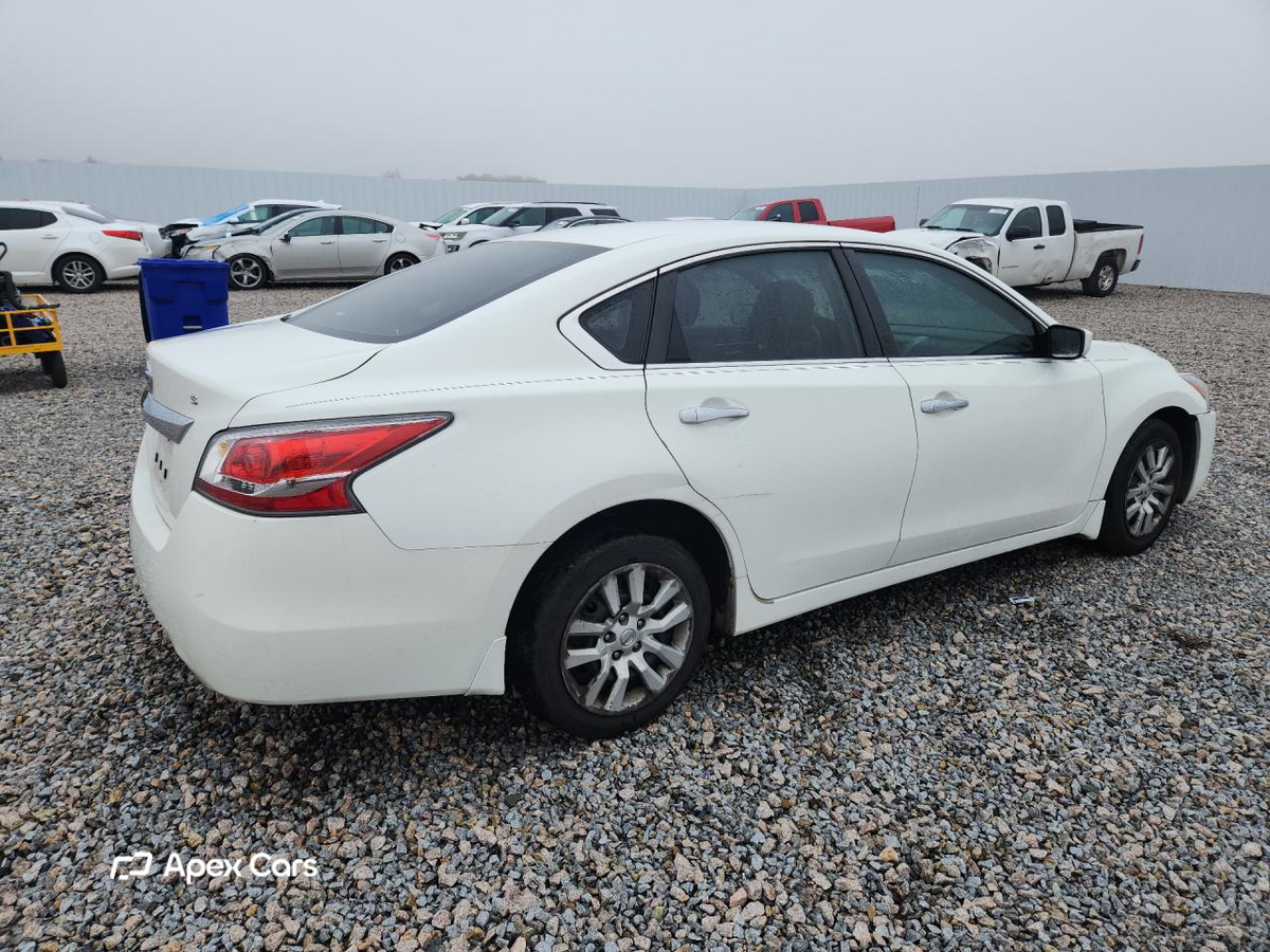Nissan Altima 2015
