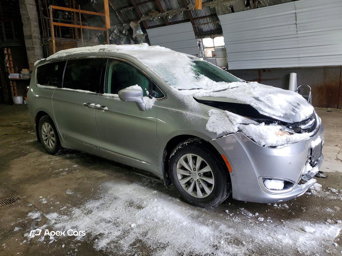 Chrysler Pacifica 2019