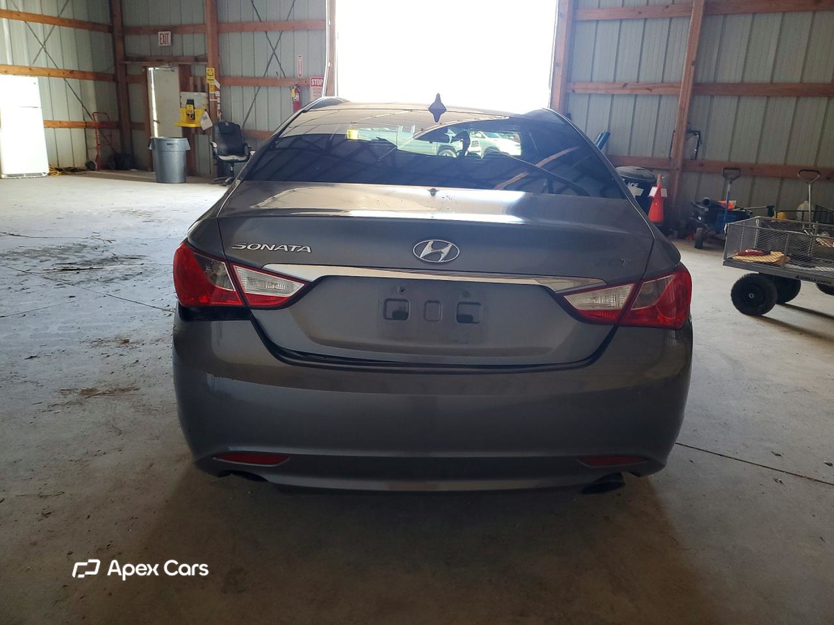 Hyundai Sonata 2011