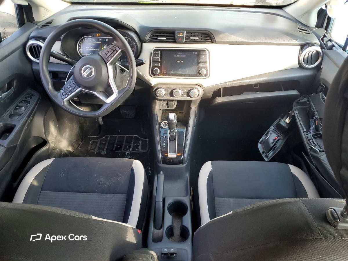 Nissan Versa 2020