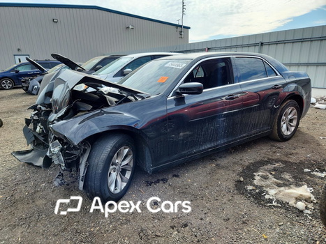 Chrysler 300 2018 - Image 1 of 5