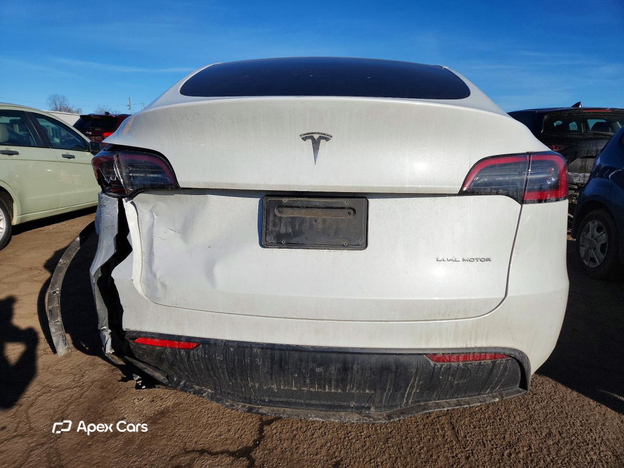 Tesla Model Y 2023