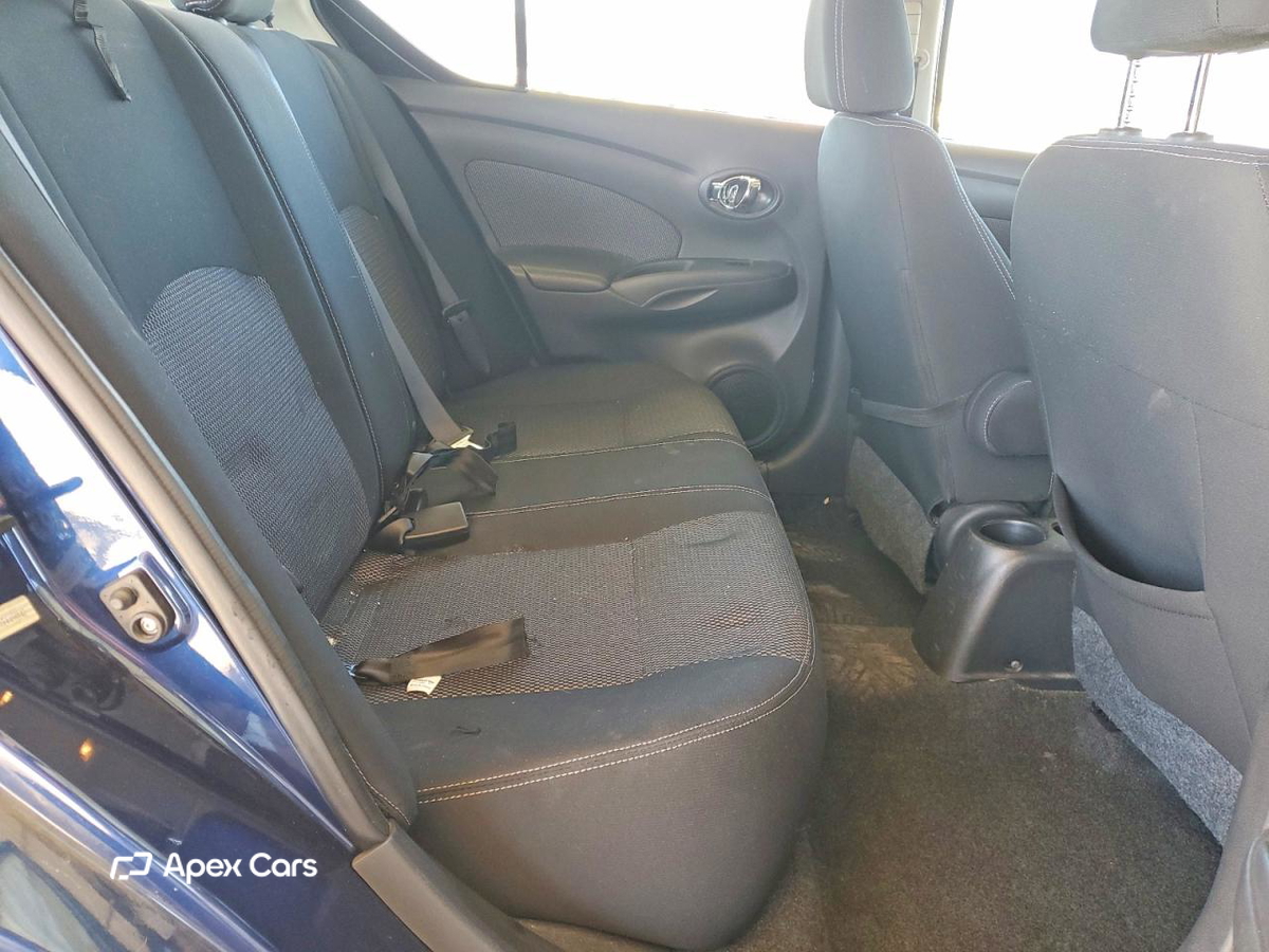 Nissan Versa 2014