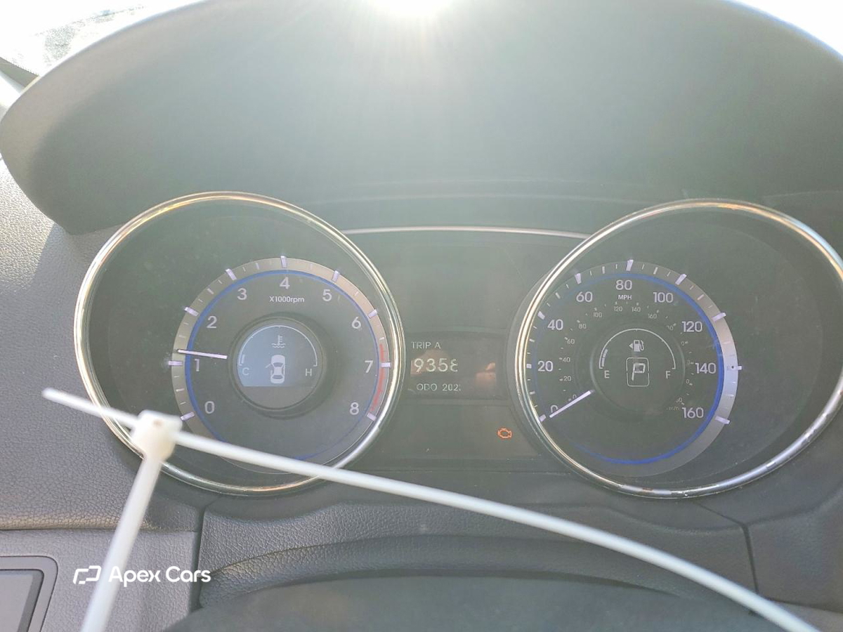 Hyundai Sonata 2011