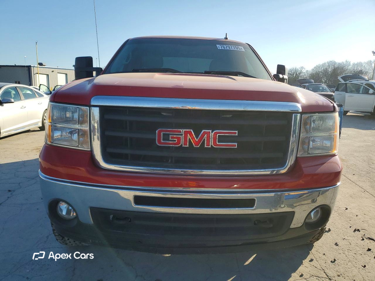 GMC Sierra 2011