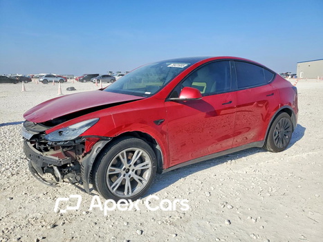 Tesla Model Y 2021 - Image 1 of 15