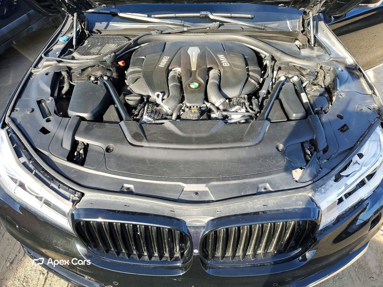 BMW Series 7 2016