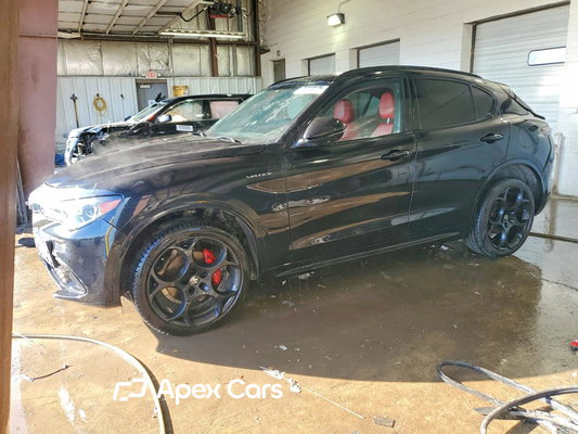 2024 Alfa Romeo Stelvio - Image 1 of 5