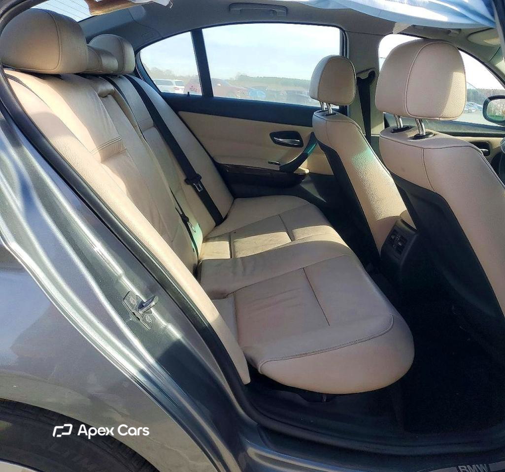 BMW Series 3 2011