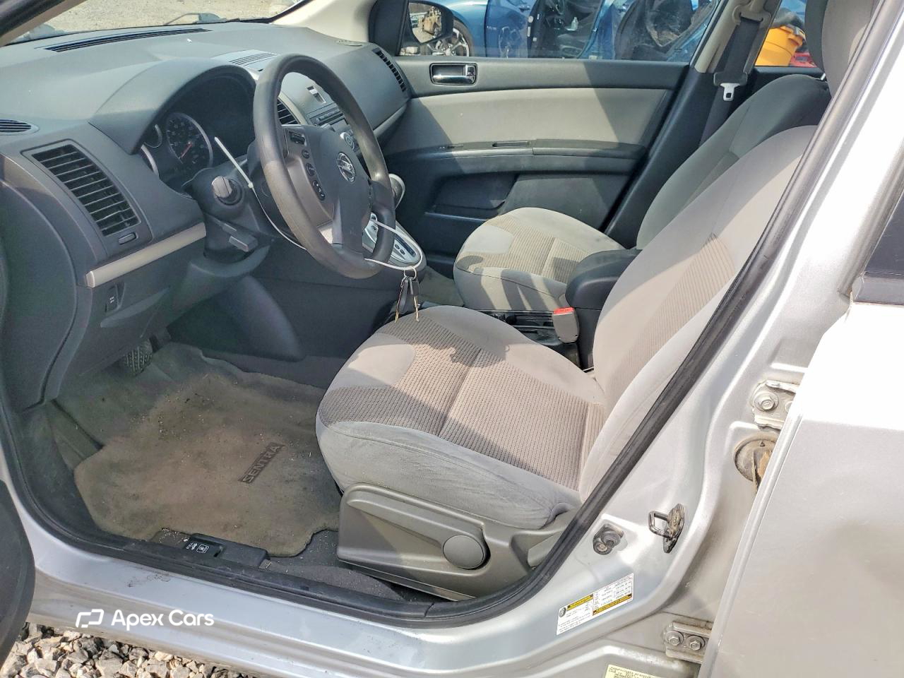 Nissan Sentra 2011
