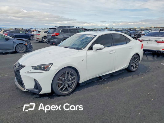 Lexus IS 2017 - Image 1 of 12