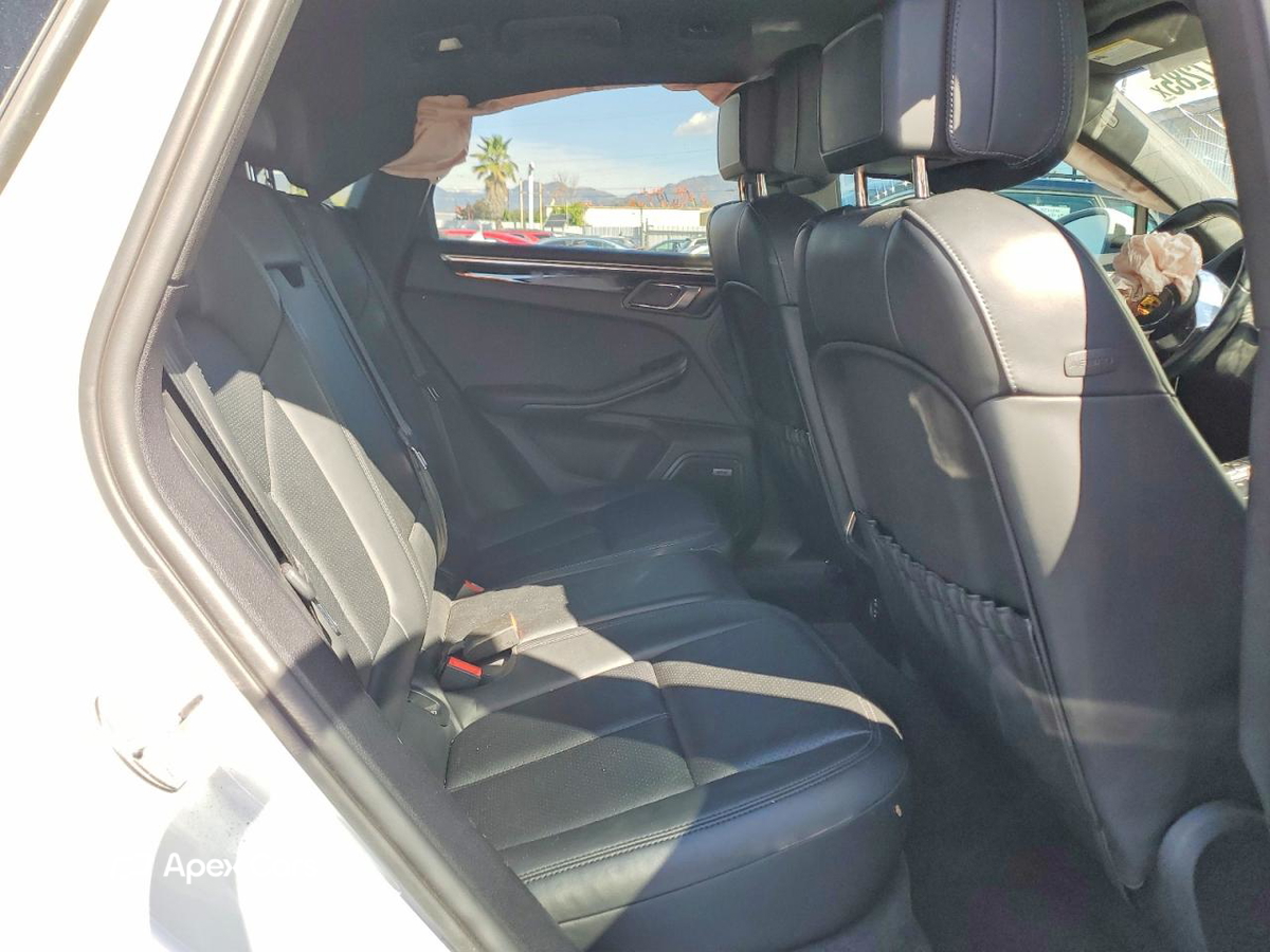 Porsche Macan 2021