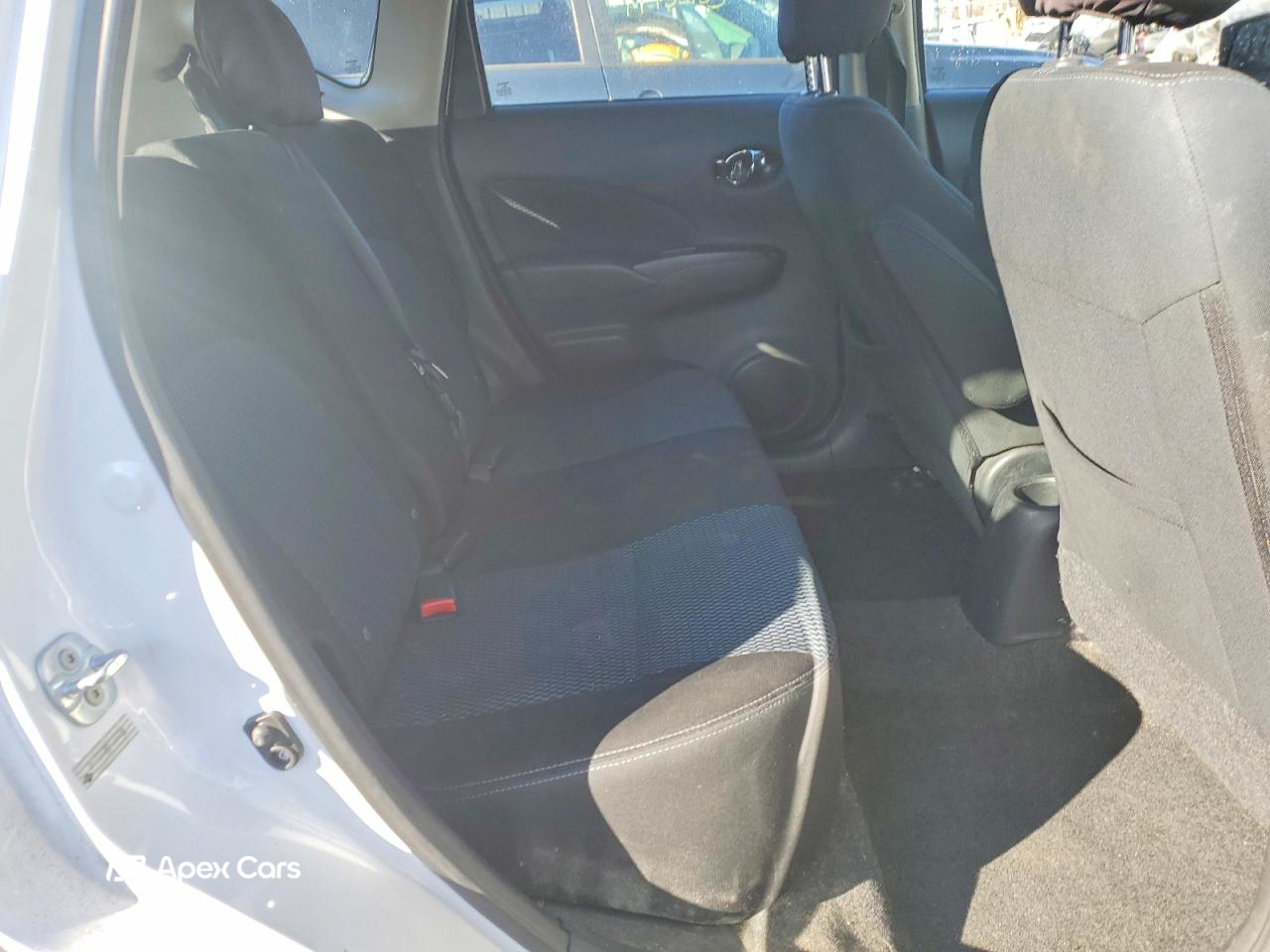 Nissan Versa 2015