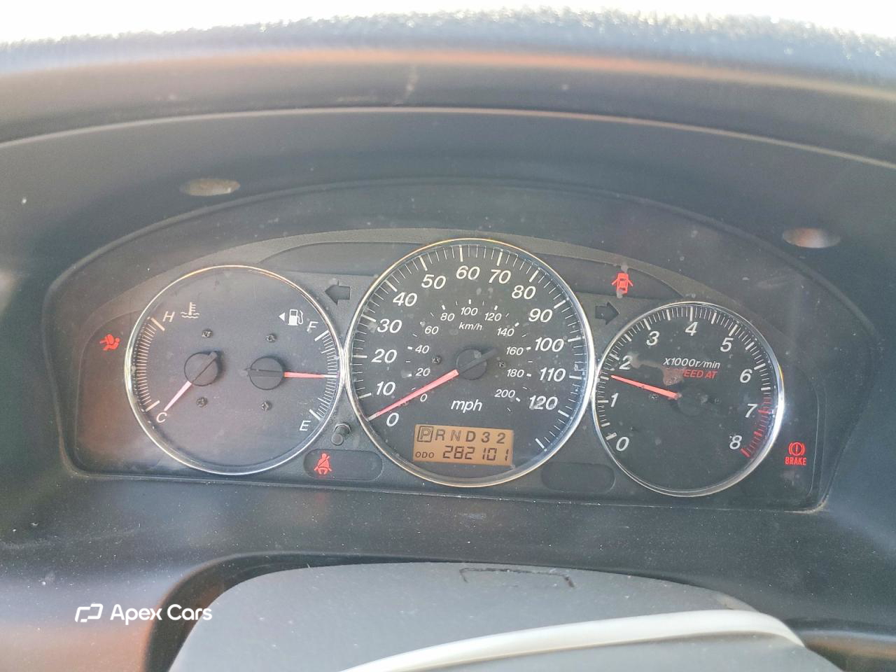 Mazda MPV 2004
