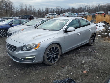 Volvo S60 2016 - Image 1 of 12