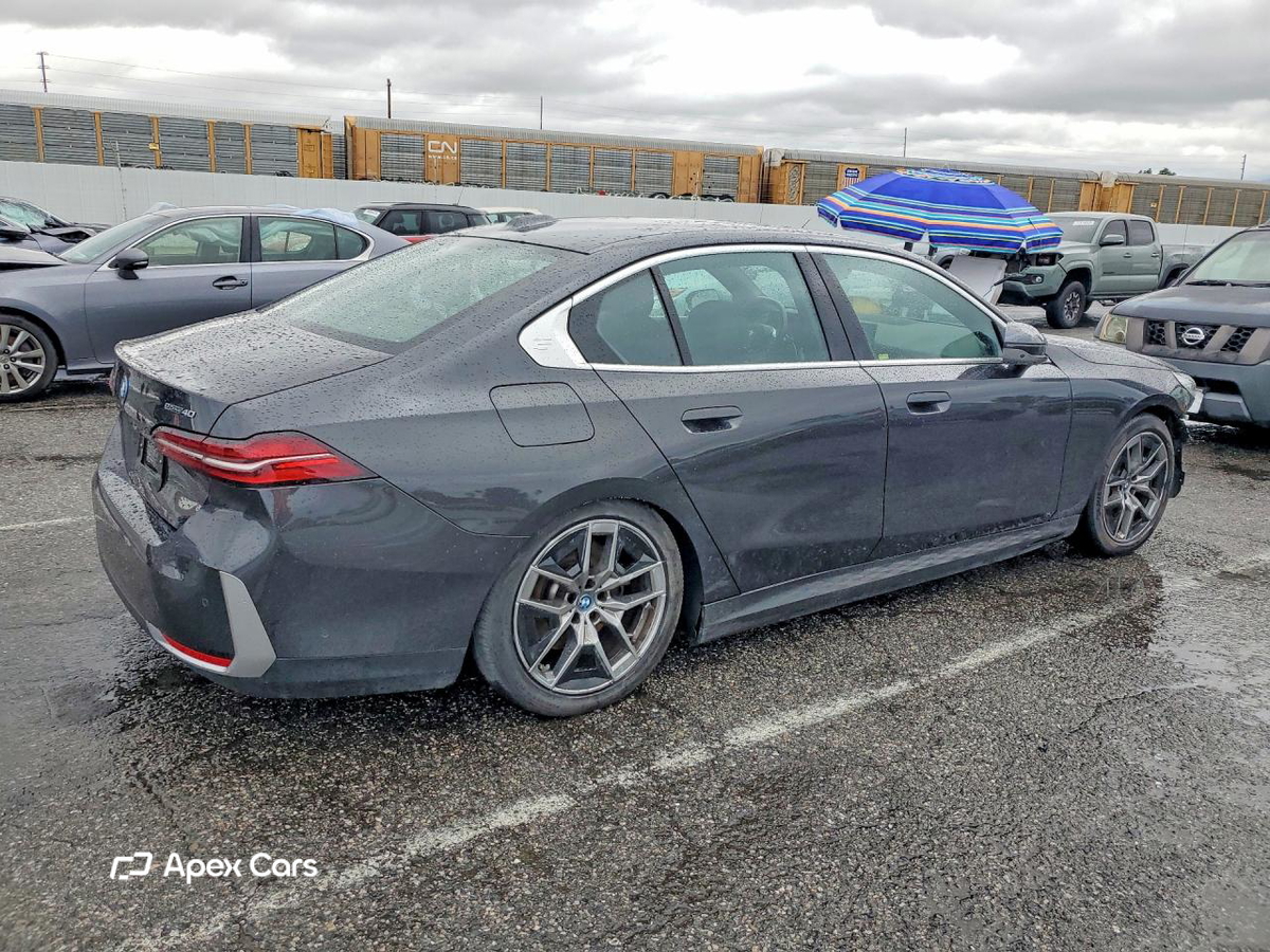 BMW i5 2024