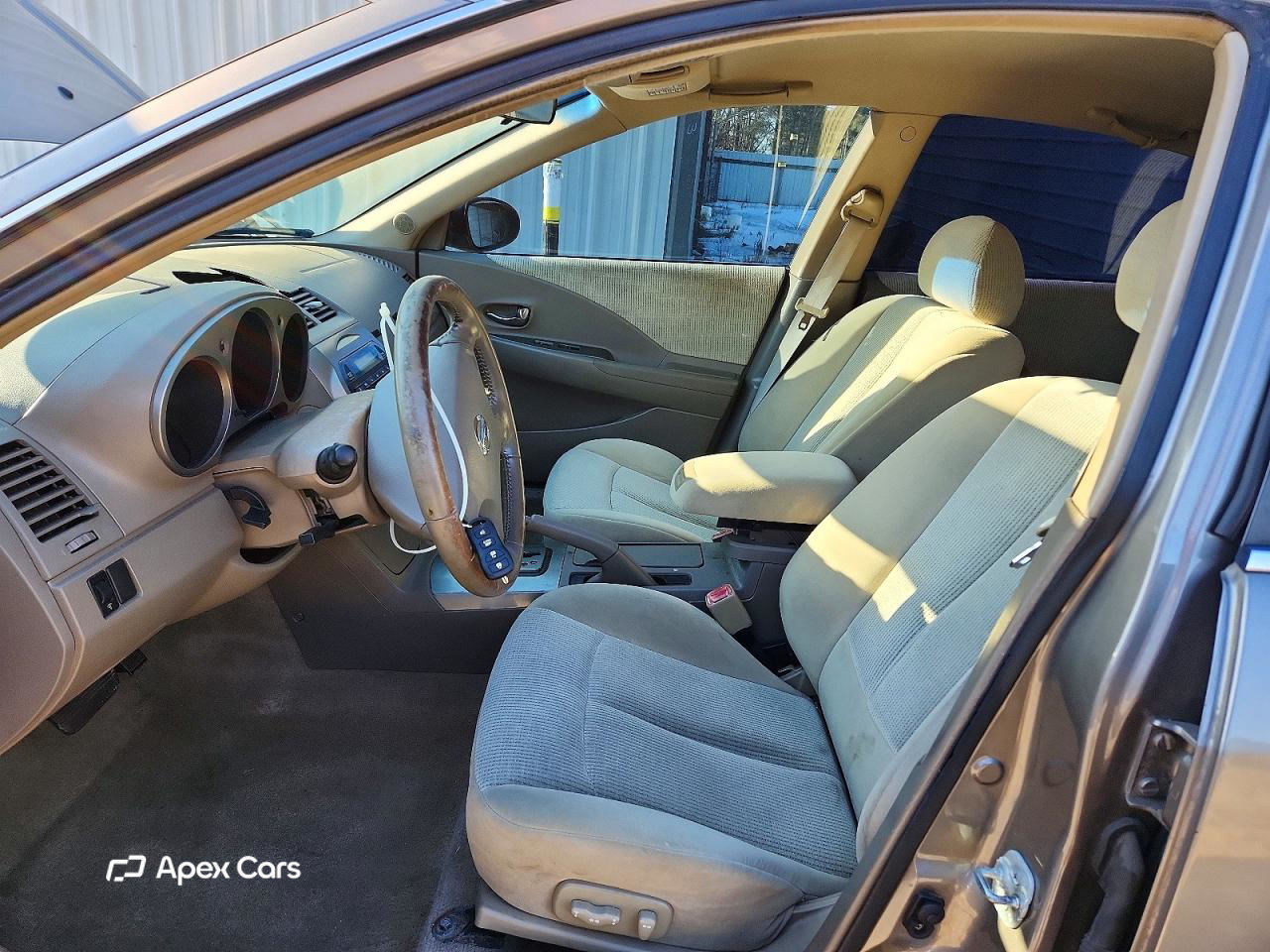Nissan Altima 2004