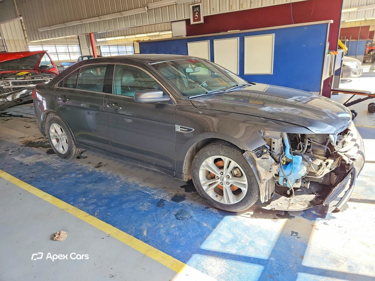 Ford Taurus 2016